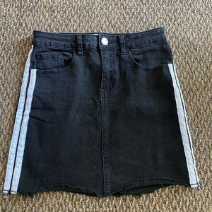 Jean mini skirt